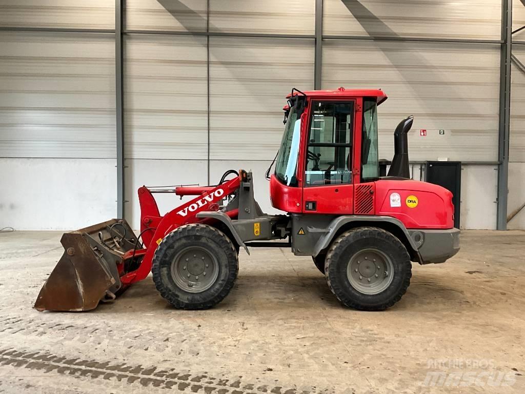 Volvo L 30 G Wielladers