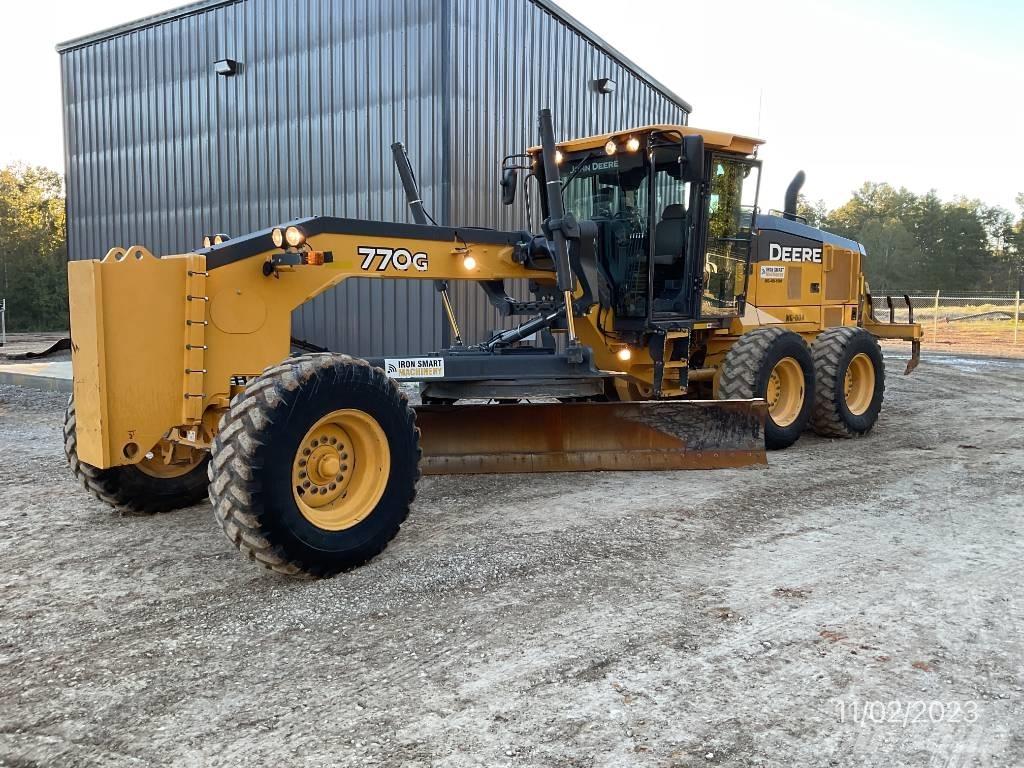 John Deere 770 G Graders