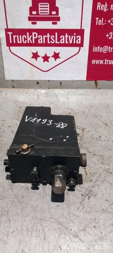 Volvo FH 12.      20917279 Hydraulics