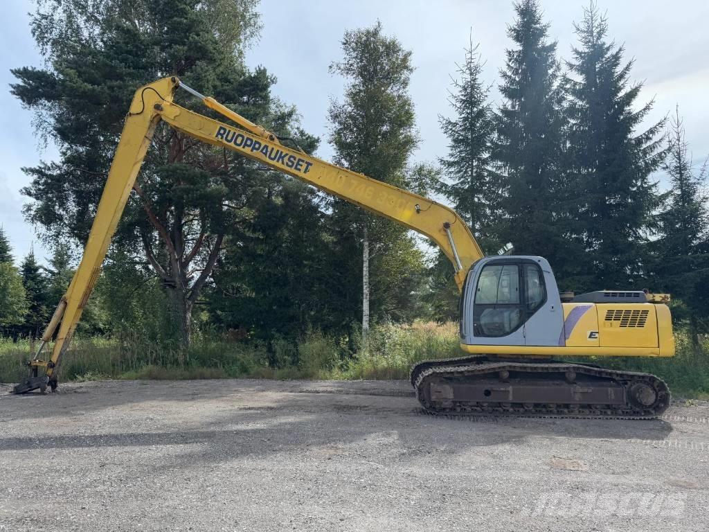 New Holland E 215 Long Reach Graafmachines