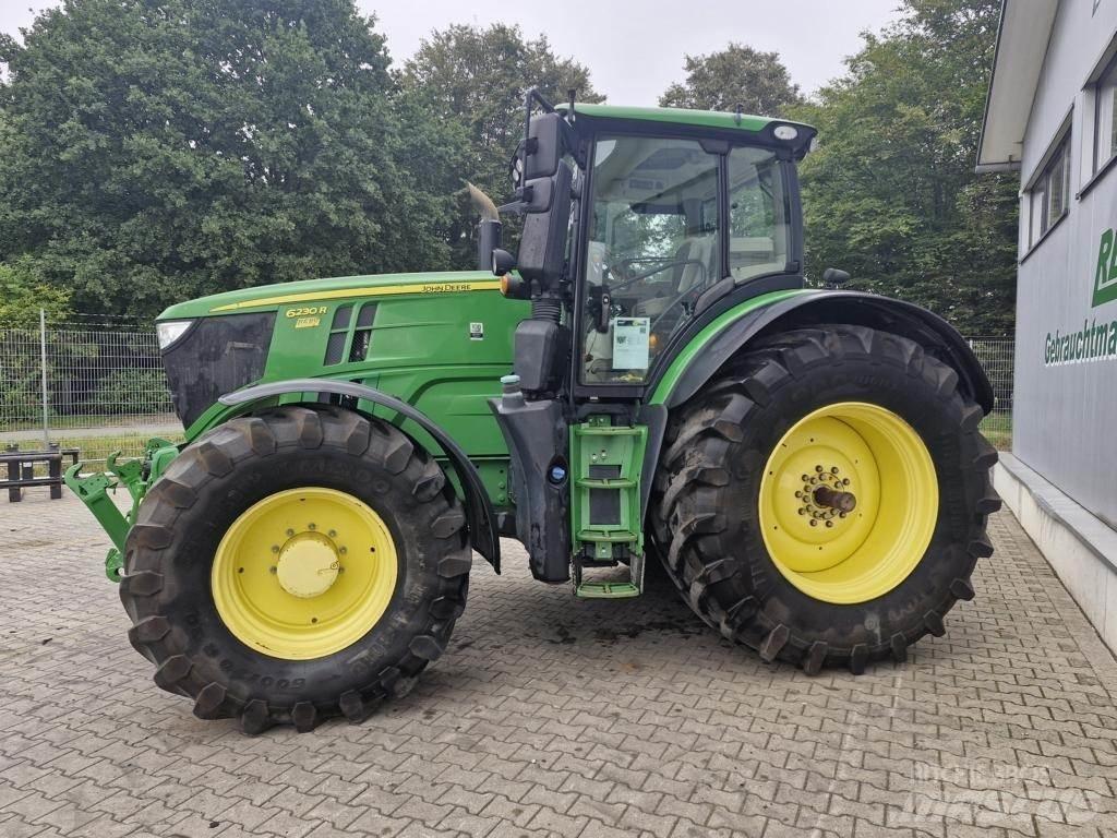 John Deere 6230R Tractoren