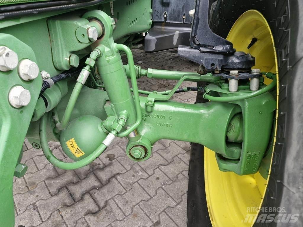 John Deere 6230R Tractoren