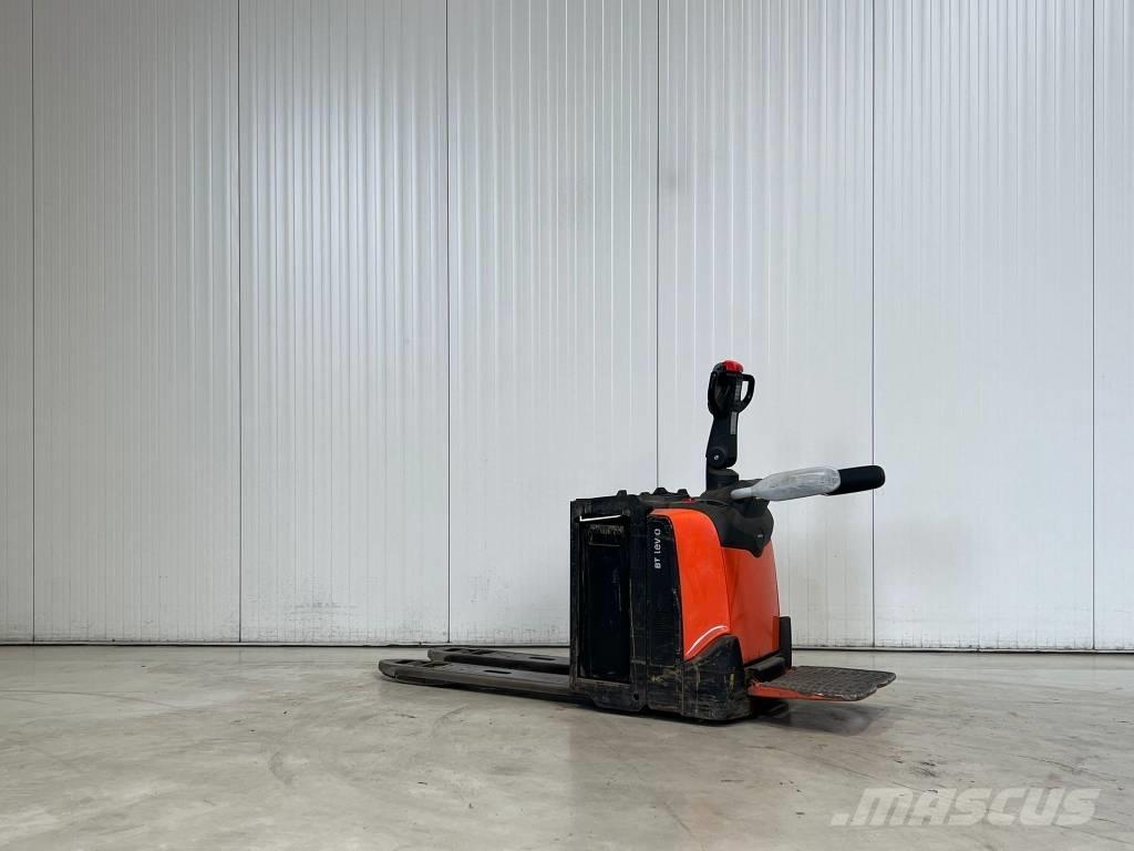 BT LPE250 Pallettruck met meerij platform