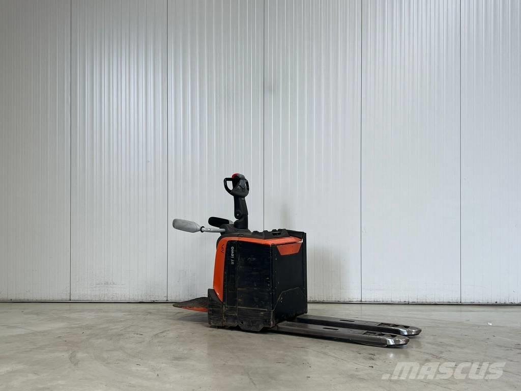 BT LPE250 Pallettruck met meerij platform