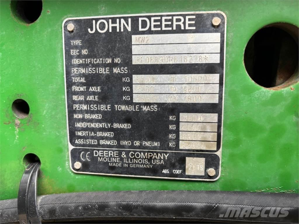 John Deere 6830 Tractoren