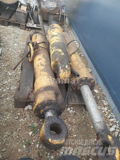 Liebherr A914 - Andere liften en hoogwerkers