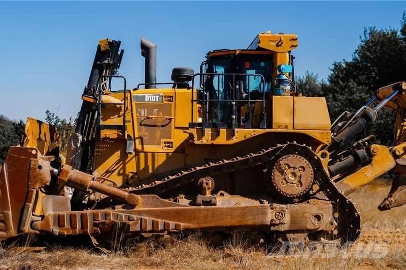 CAT D10T Rupsdozers