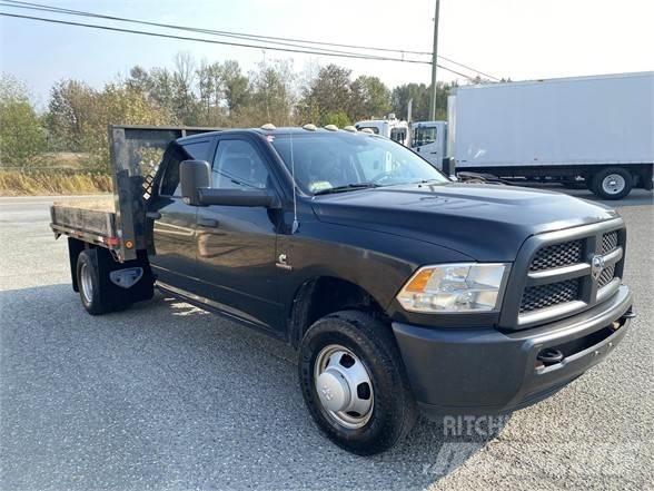 Dodge RAM 3500 Platte bakwagens