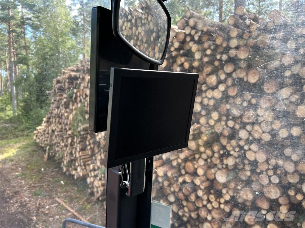 Ponsse Wisent Uitrijwagens