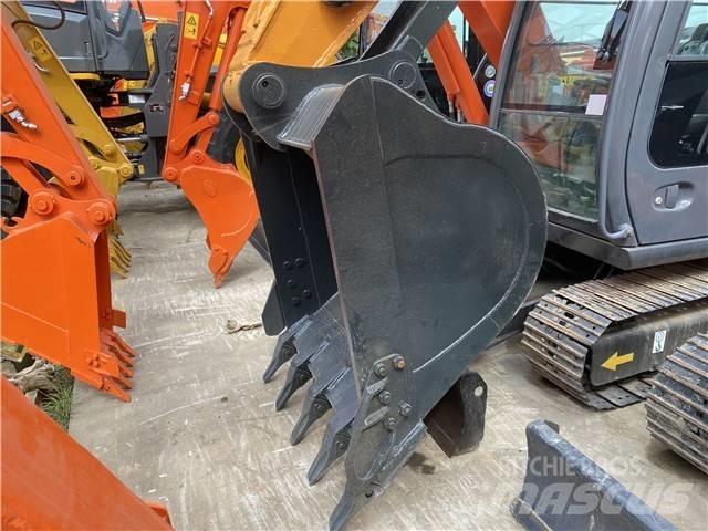 Hyundai Robex 220 LC Rupsgraafmachines
