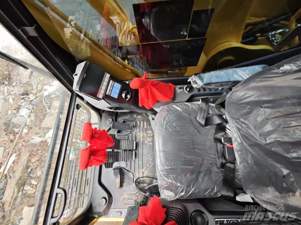 Komatsu PC 220-8 Rupsgraafmachines