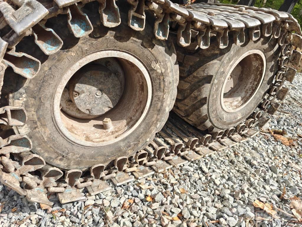 Komatsu 855 Uitrijwagens