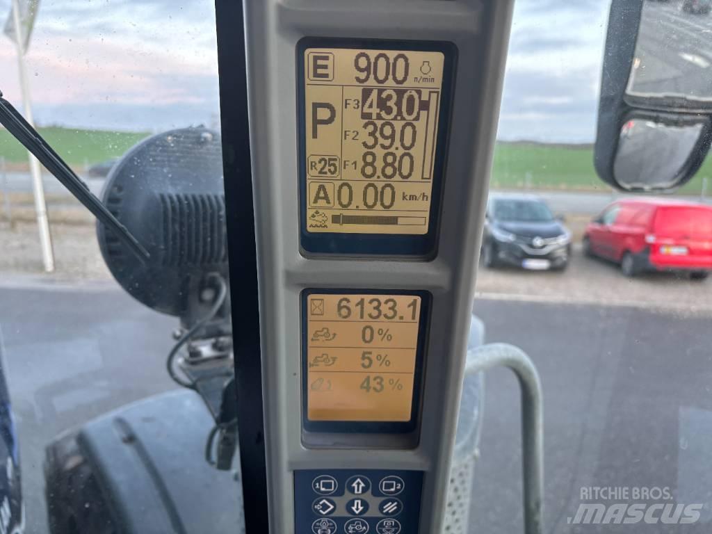 New Holland T 8.410 Tractoren