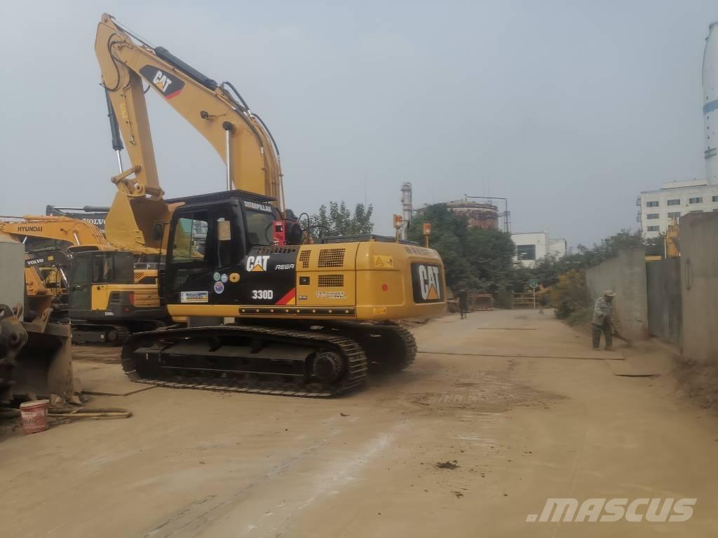 CAT 330 D Rupsgraafmachines