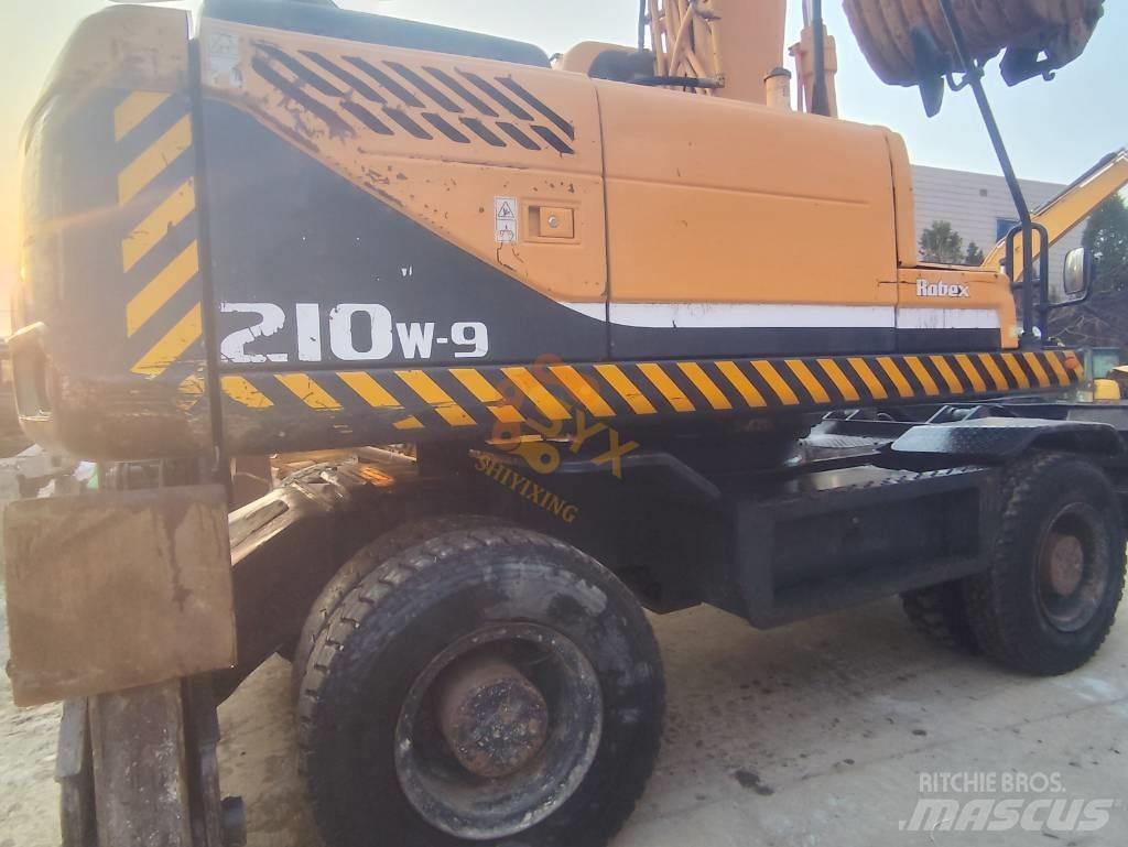 Hyundai 210W-9 Wielgraafmachines