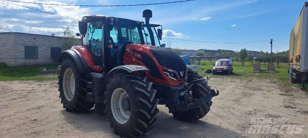 Valtra T-175 A Tractoren
