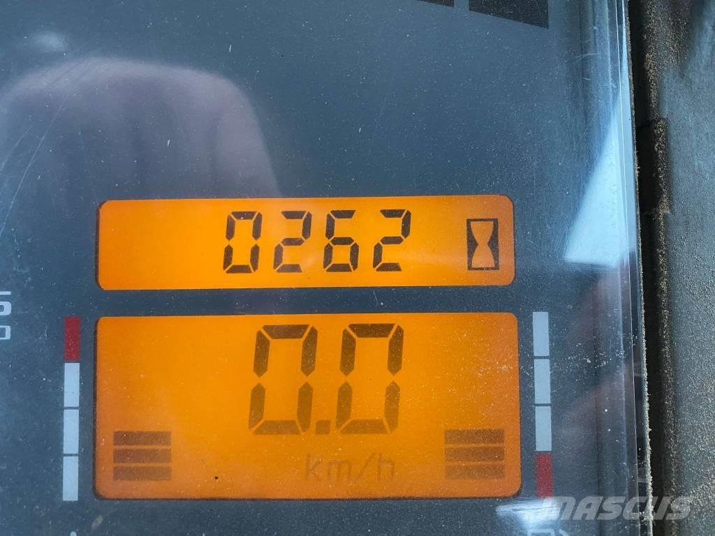 CLAAS Ares 836 RZ Tractoren