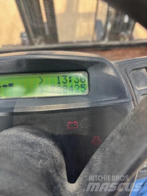 Yale GDP 35 VX Diesel heftrucks