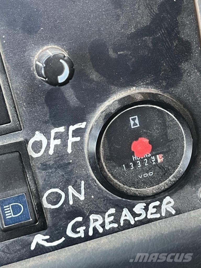 Volvo L 180 E Wielladers