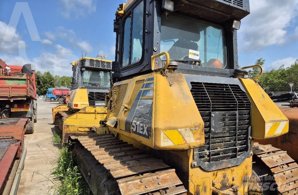 Komatsu D 51 EX-22 Rupsdozers
