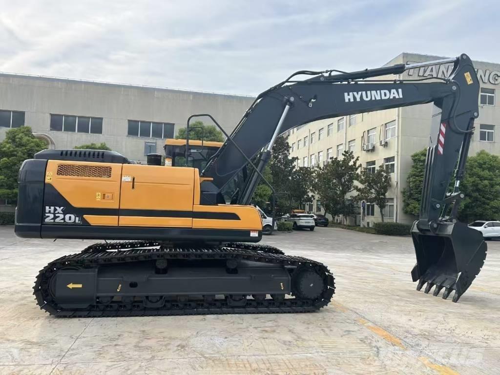 Hyundai HX 220 L Rupsgraafmachines