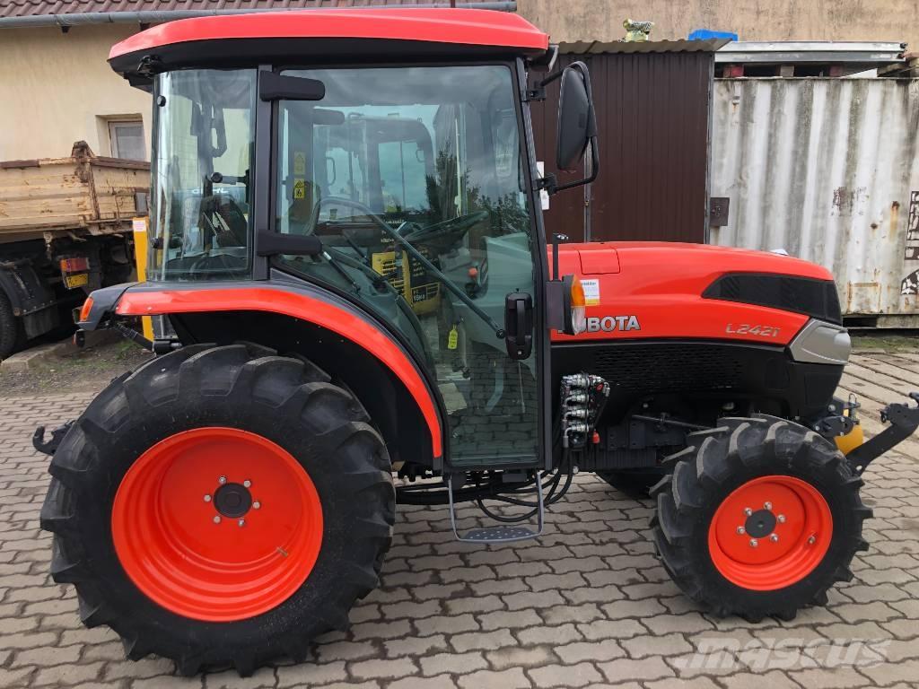 Kubota L2-421 Compacttrekkers
