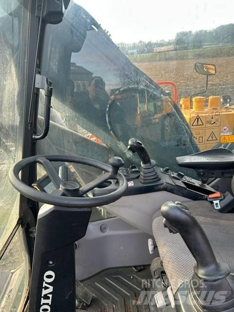 Volvo EW 220 E Wielgraafmachines