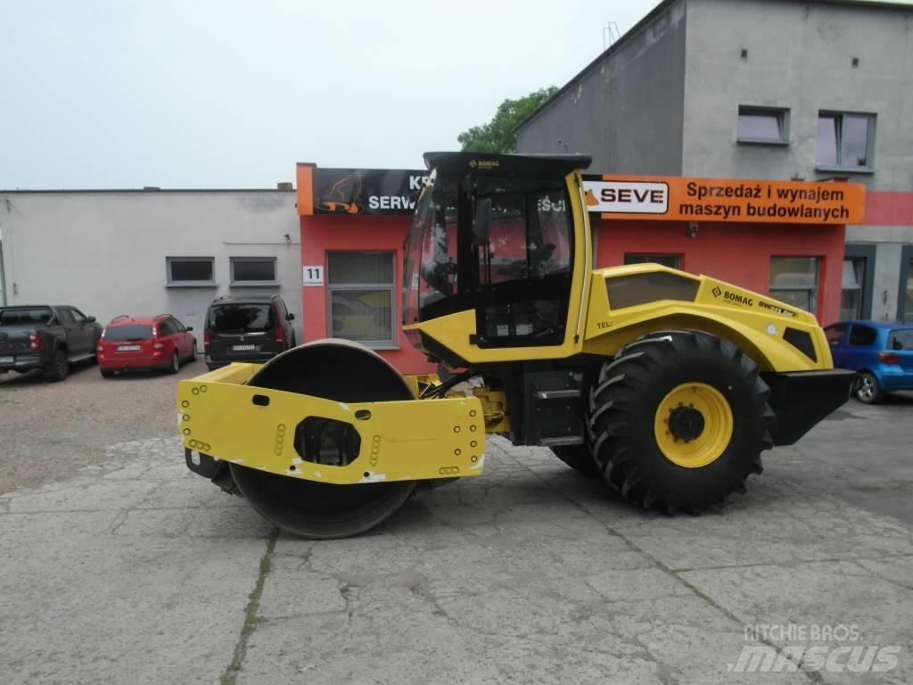 Bomag BW 213 DH-5 Trilrolwalsen