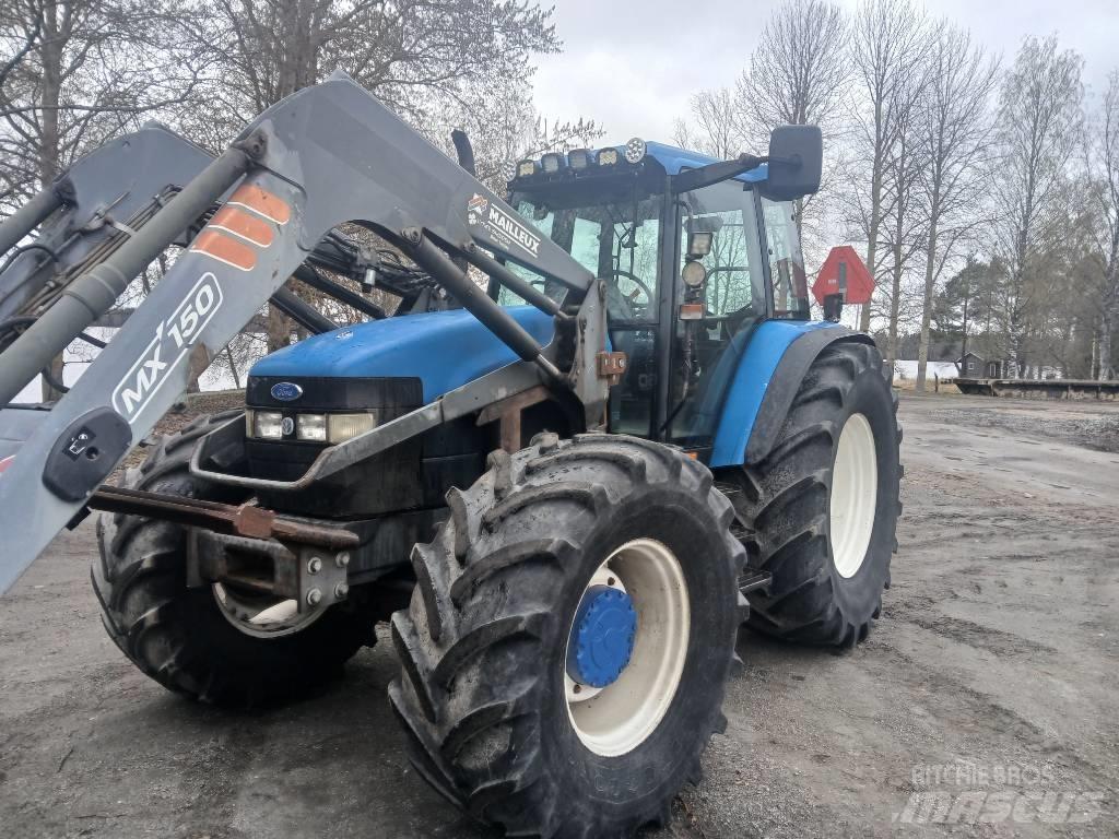 New Holland 8360 RC Tractoren