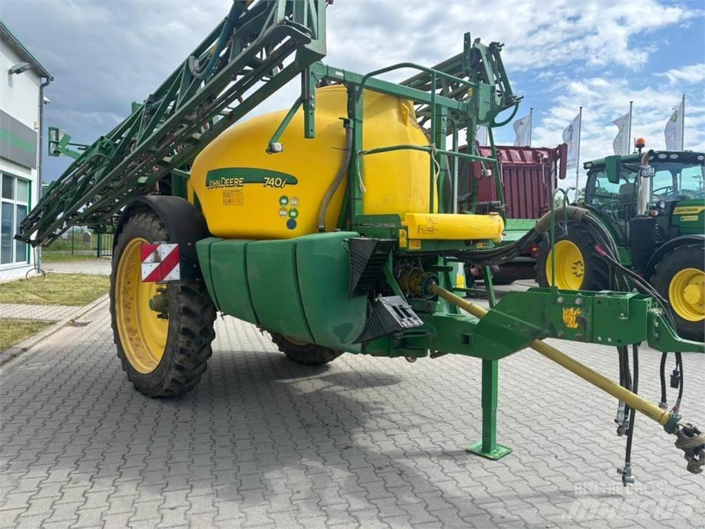 John Deere 740i Getrokken spuitmachines