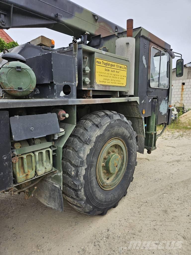 Liebherr UM 109 FKL Minikranen