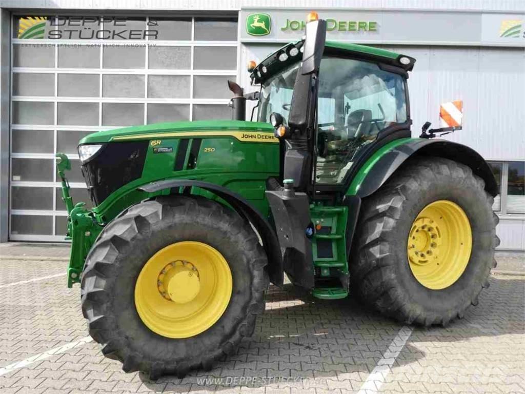 John Deere 6R 250 Tractoren