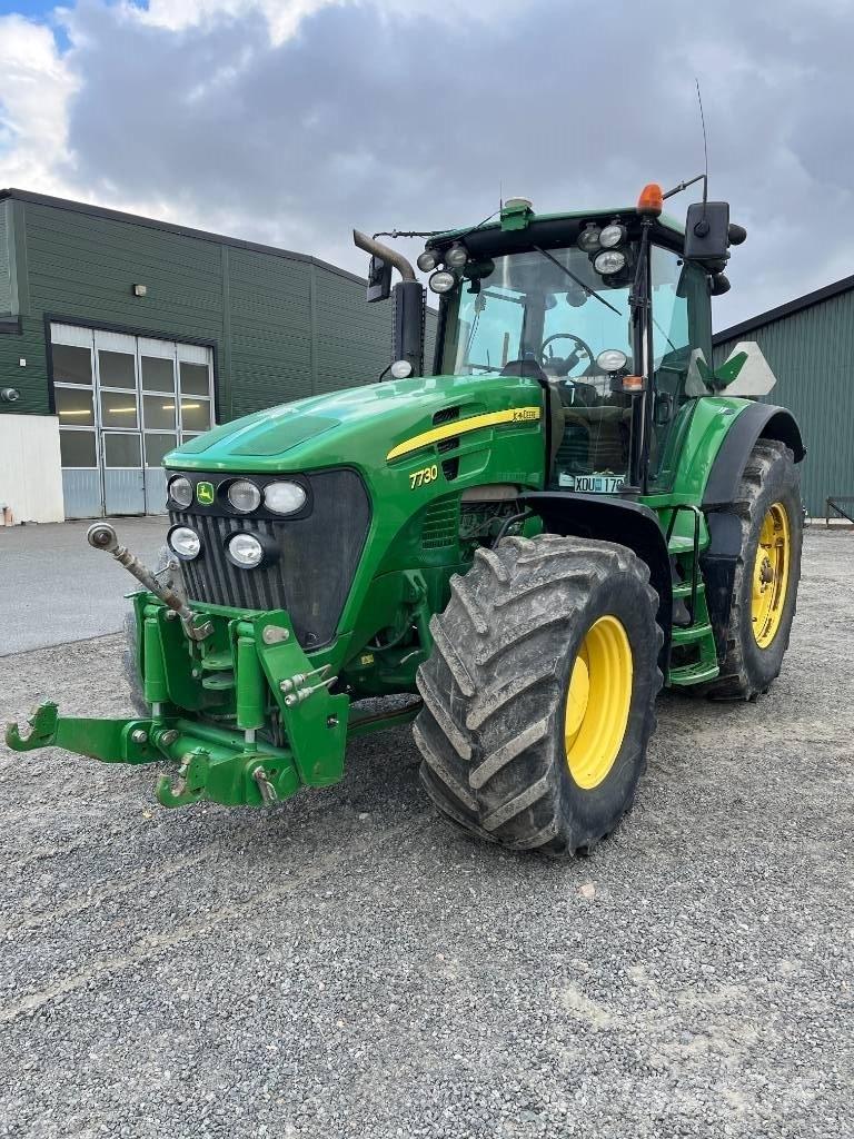 John Deere 7730 AP Tractoren