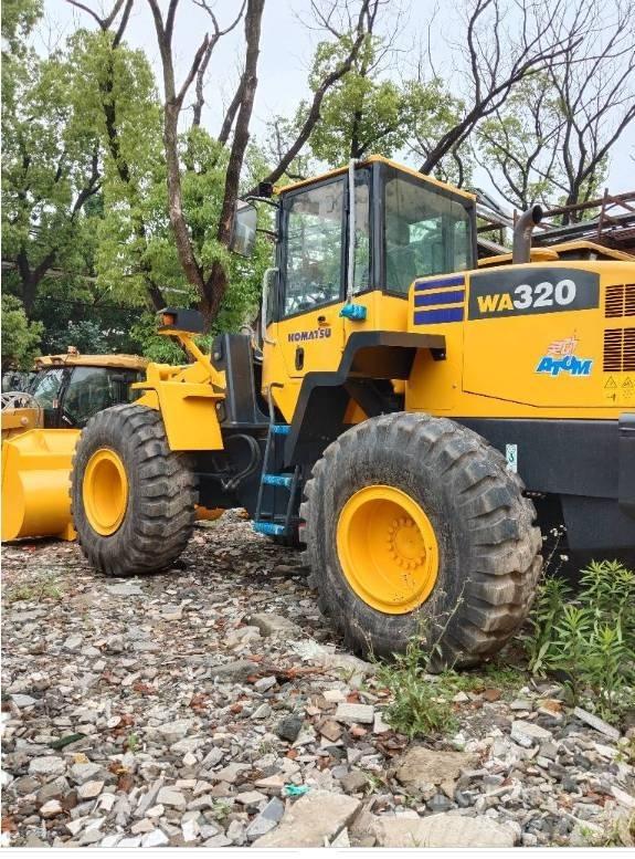 Komatsu WA 320-5 Wielladers