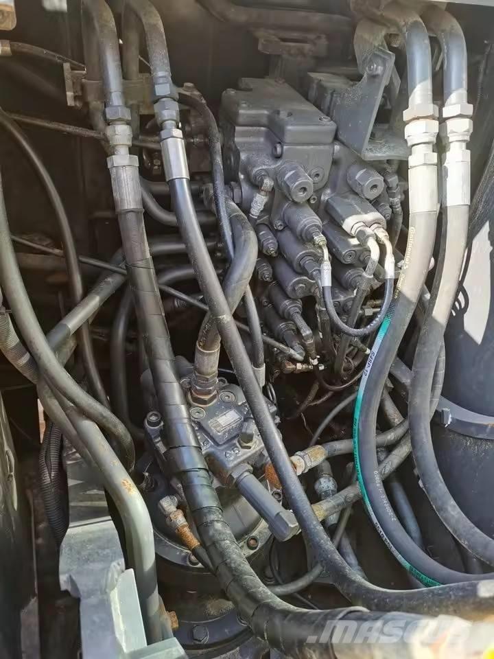 Sumitomo SH130-6 Rupsgraafmachines
