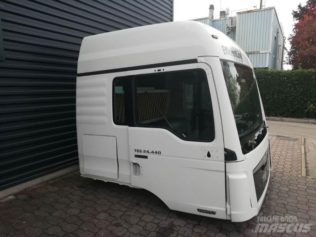 MAN TGS LX EURO 6 Cabine en interieur