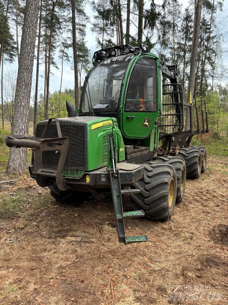 John Deere 810 E Uitrijwagens