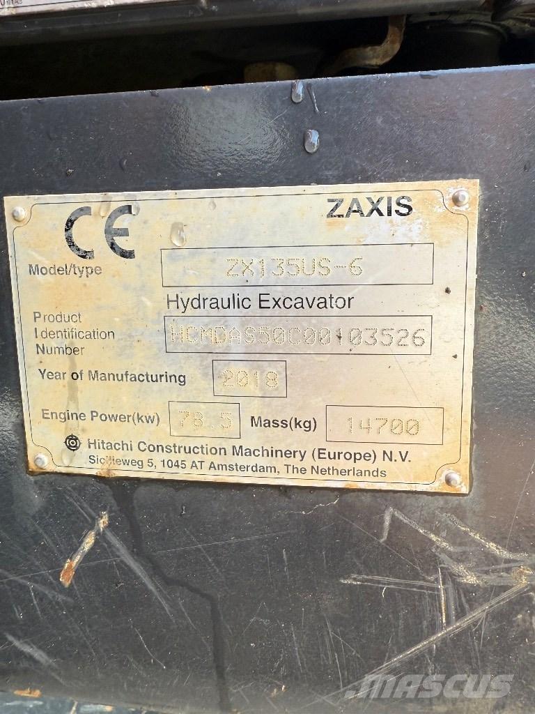 Hitachi ZX 135 US-6 Rupsgraafmachines