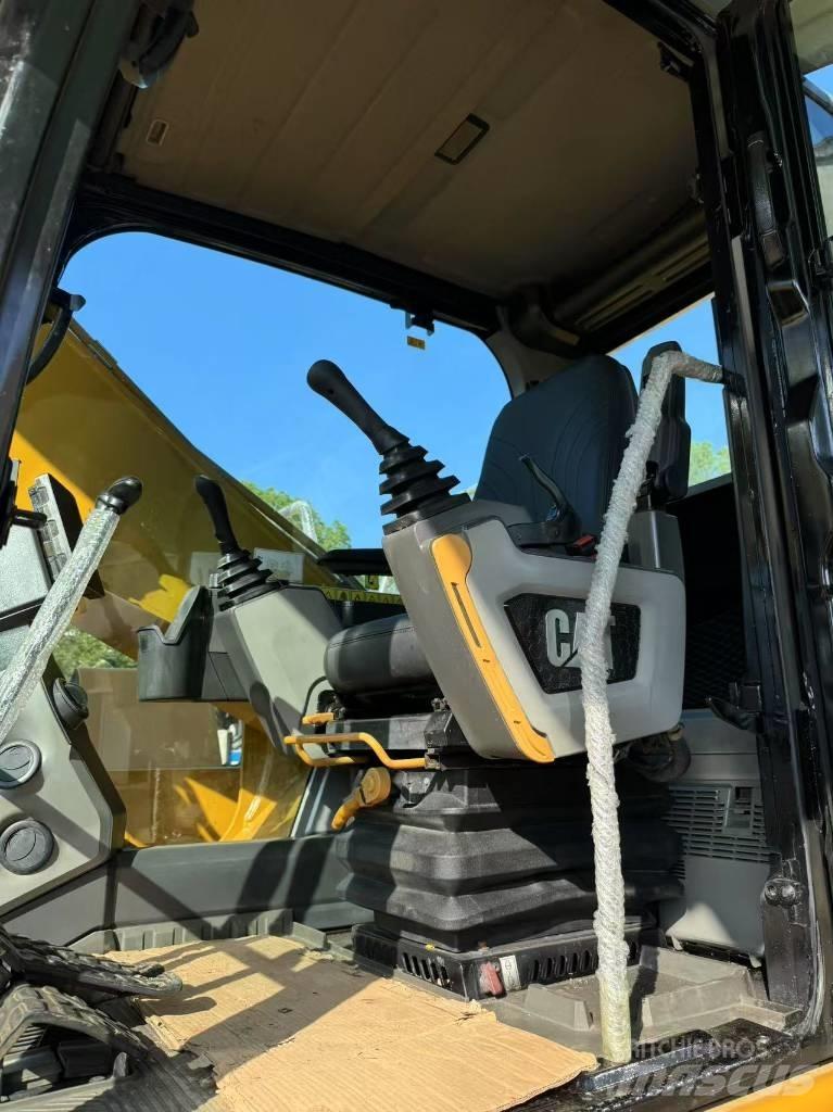 CAT 320 GC Rupsgraafmachines