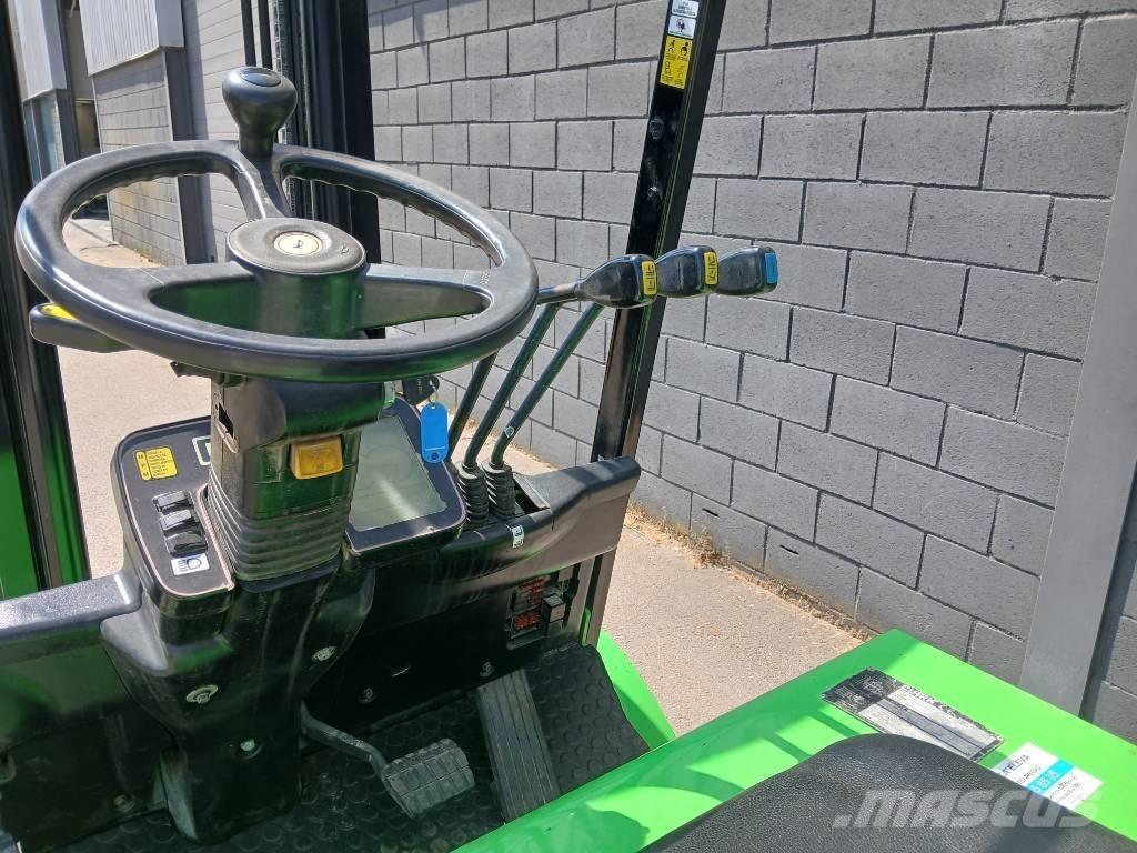 Clark EPX 25 Elektrische heftrucks