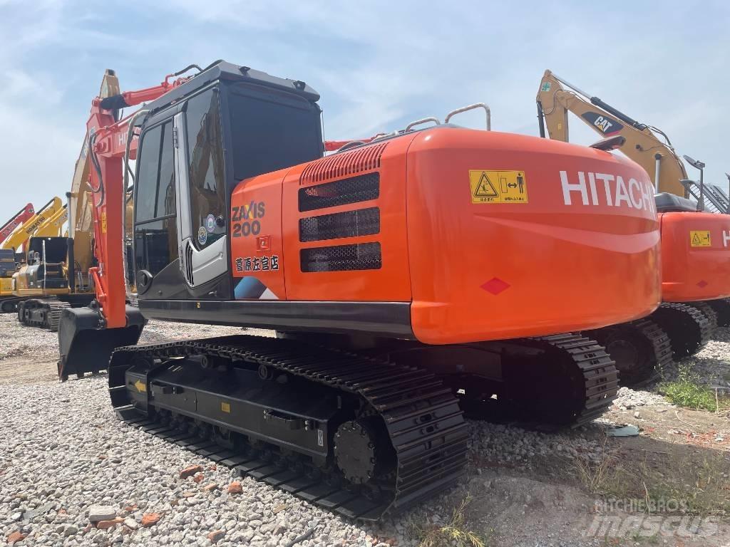 Hitachi ZX 200 Rupsgraafmachines