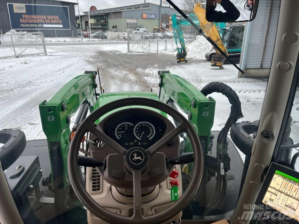 John Deere 6130 R Tractoren