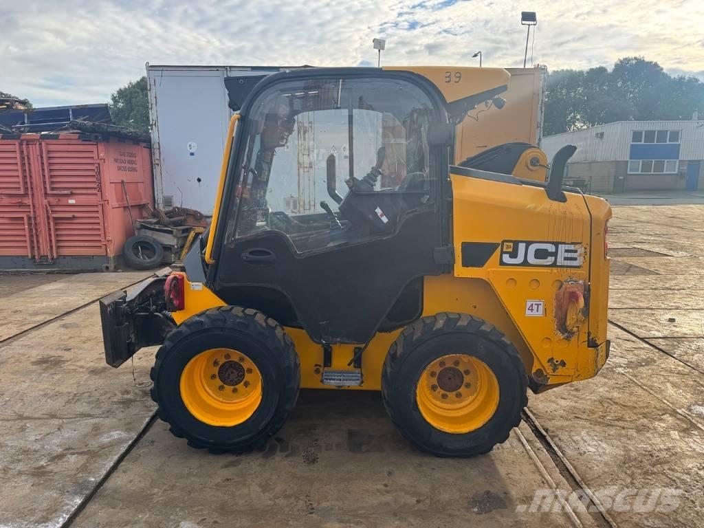 JCB 250T4 Schrankladers