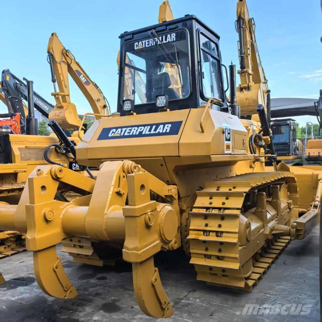 CAT D 7 G Graders