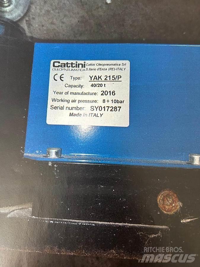  Berner YAK 215/P Laden en Lossen - overige