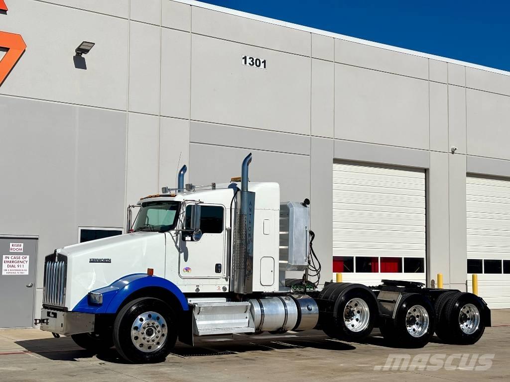 Kenworth T 800 Trekkers