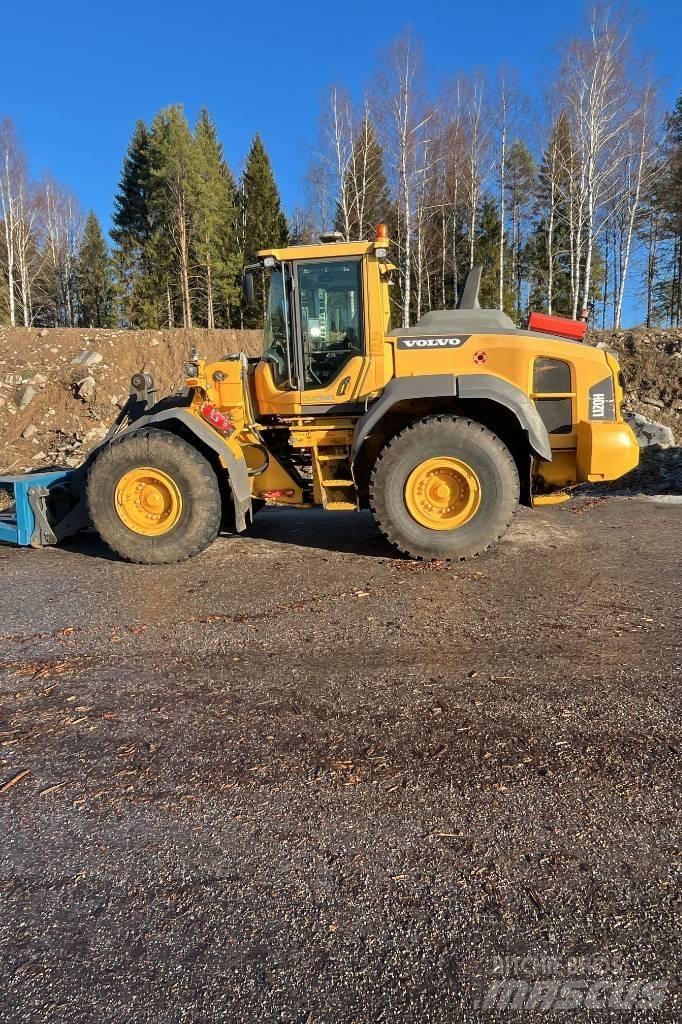 Volvo L 120 H Wielladers