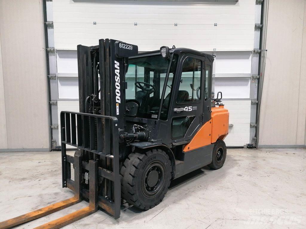Doosan G45SC-7 LPG heftrucks