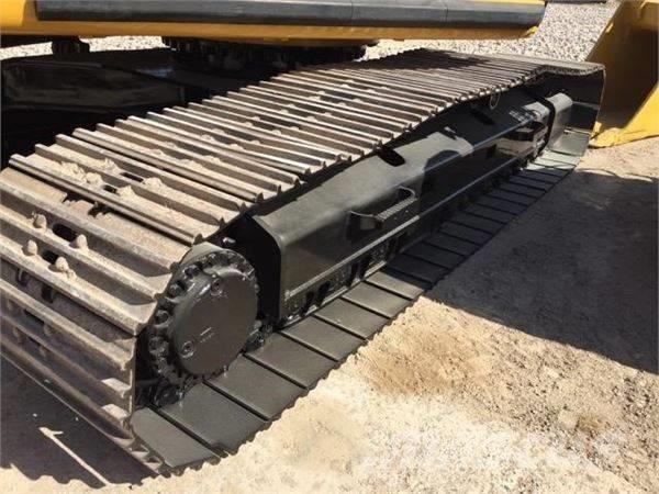 CAT 325 D Rupsgraafmachines