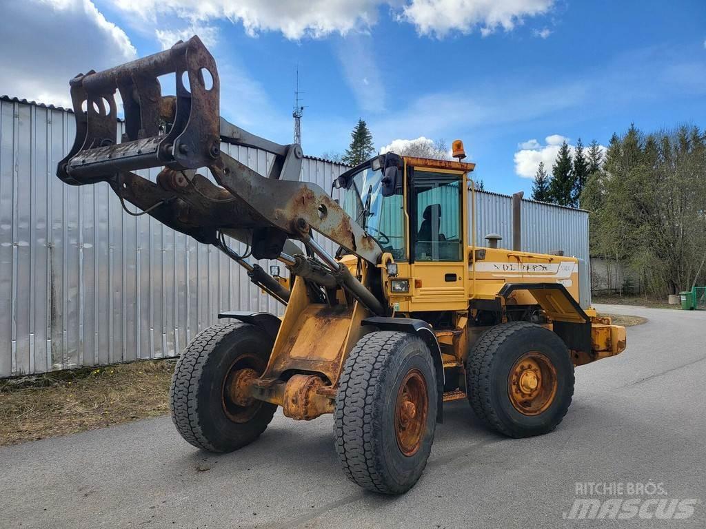 Volvo BM L70C Wielladers
